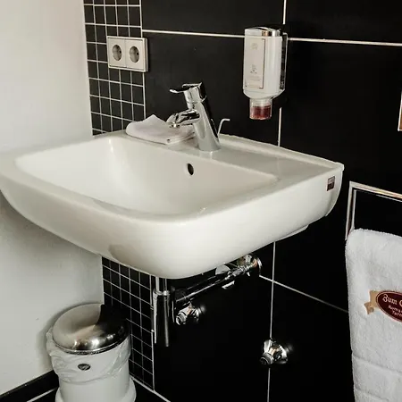 Hotel Turmhotel Zum Erasmus 3*