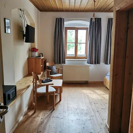 Hotel Turmhotel Zum Erasmus 3*