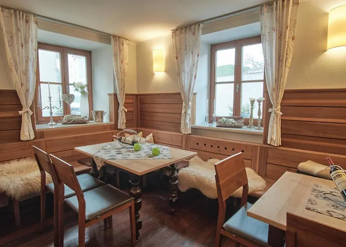 Turmhotel Zum Erasmus 3*