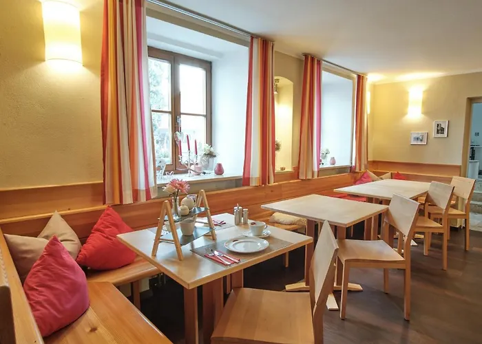 Turmhotel Zum Erasmus 3* Kelheim