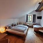 호텔 Turmhotel Zum Erasmus 3*