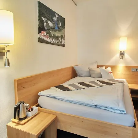 Hotel Turmhotel Zum Erasmus Kelheim