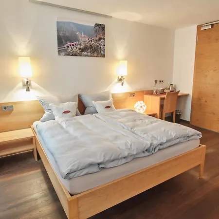 Turmhotel Zum Erasmus Hotel