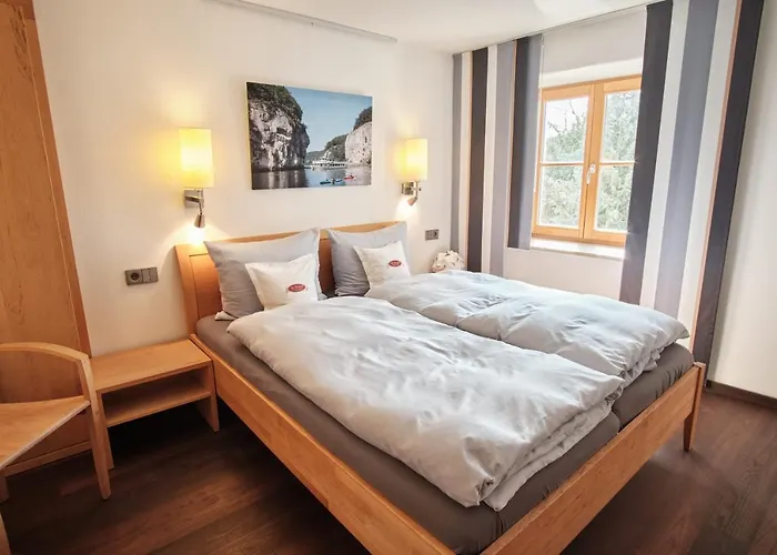 Szálloda Turmhotel Zum Erasmus 3*